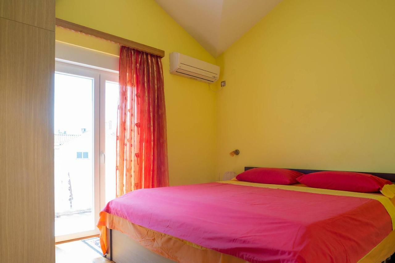Apartments Tasija Tivat Bagian luar foto