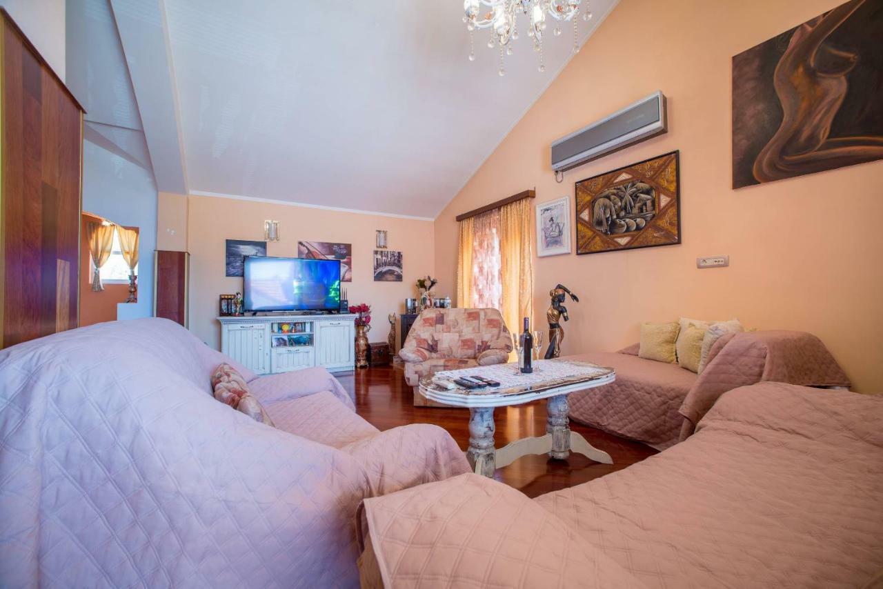 Apartments Tasija Tivat Bagian luar foto